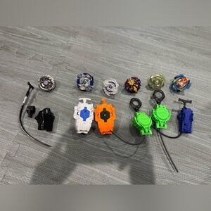 Beyblade Burst Set with Launchers